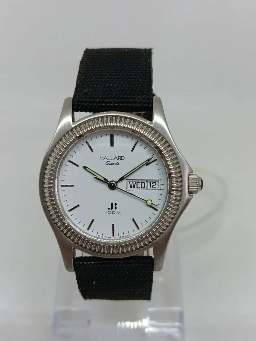 VINTAGE Jules Borel JB-W28 Mallard 34mm Silver Quartz Day / Date Watch NEW BATT